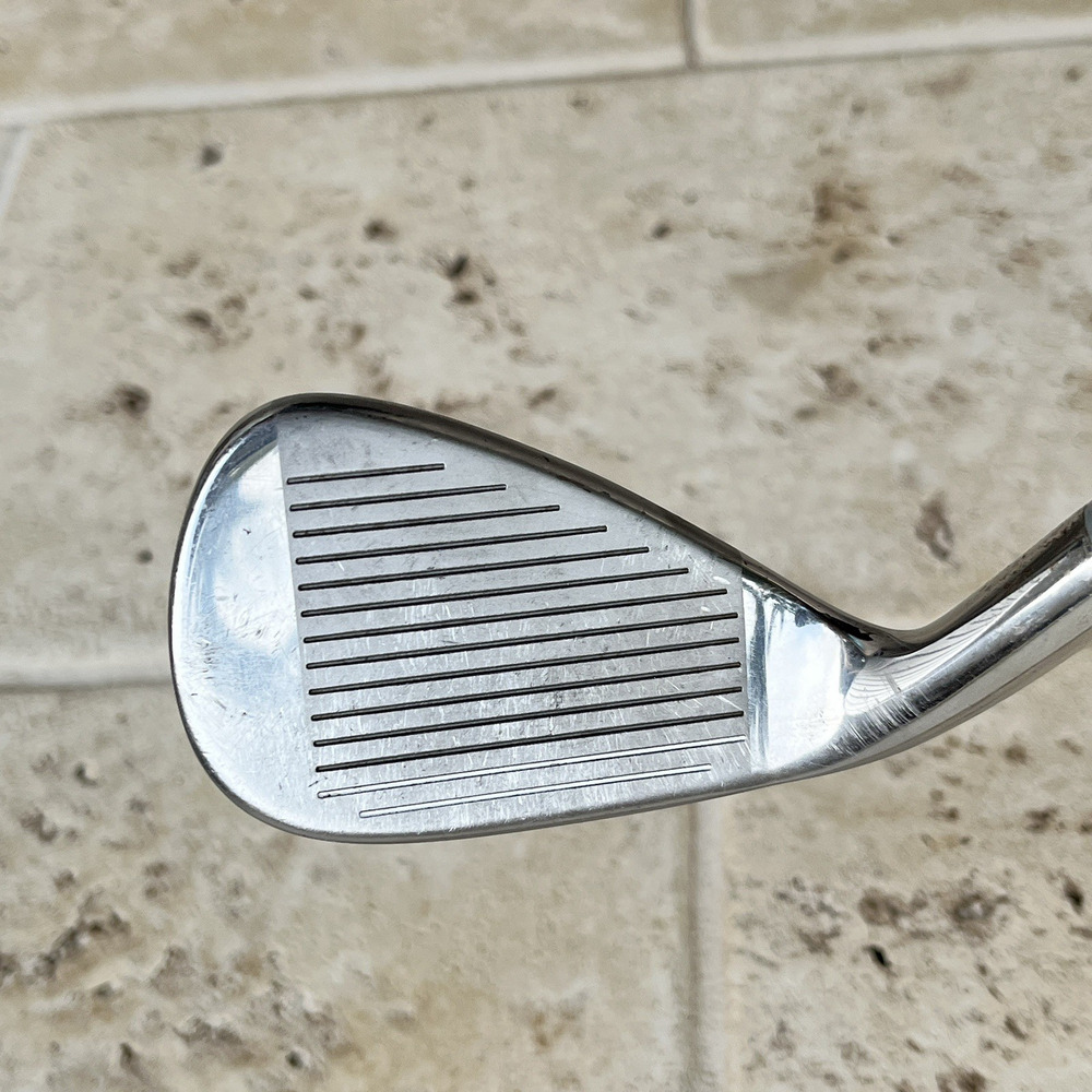 Women's TaylorMade Kalea Pitching Wedge Ladies Graphite RH 35" w/ New Grip - Picture 2 of 9